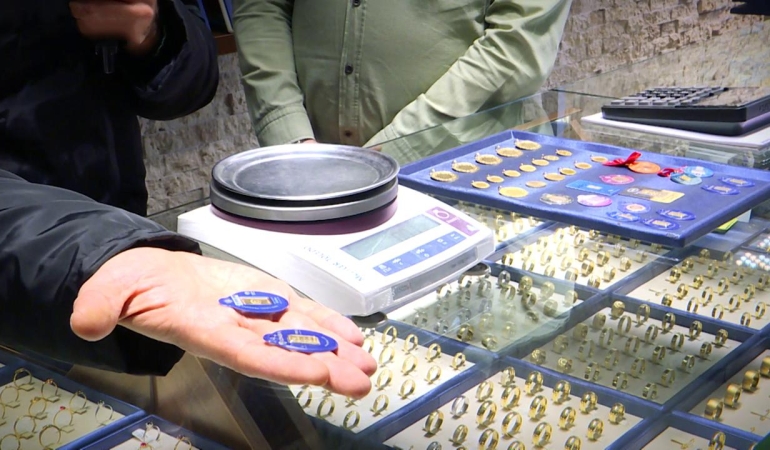 Gram-Altin-Zirve-Tazeledi-7-Bin-80-Lira-Seviyesi-Goruldu-featured