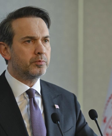 Bakan-Bayraktar-Turkiyenin-Enerji-Rotasi-Yatirimlara-Odaklandi-featured