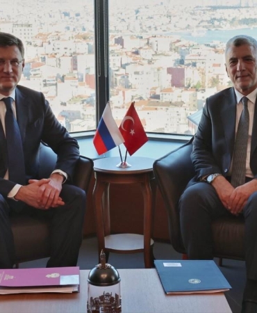 Bakan-Omer-Bolat-ve-Rusya-Basbakan-Yardimcisi-Novak-Bir-Araya-Geldi-featured