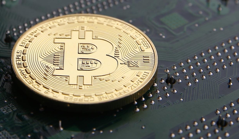 Bitcoin8217de-Deger-Kaybi-Suruyor-Fiyat-70-Bin-Dolarin-Altina-Indi-featured