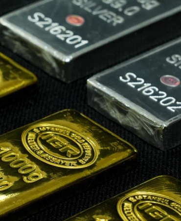 Emtia-Piyasasinda-Jeopolitik-Tansiyon-ve-Tarife-Kaygisi-Hakim-featured