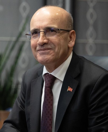 Mehmet-Simsek-Ulkemizin-Kredi-Notu-Yukselmeye-Devam-Ediyor-featured