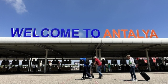 Antalya Havalimanı’nda İki Ayda 2 Milyon Yolcu Sınırına Dayandı