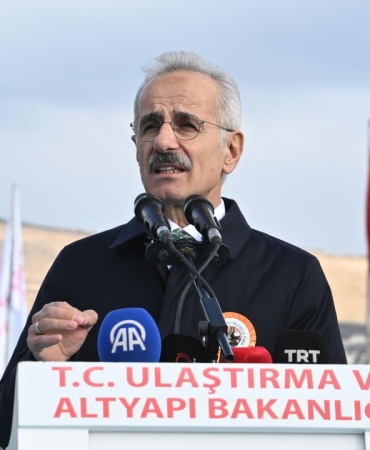 Bakan-Uraloglu-Bayramda-Ulasimi-Ucretsiz-ve-Kolay-Hale-Getiriyoruz-featured