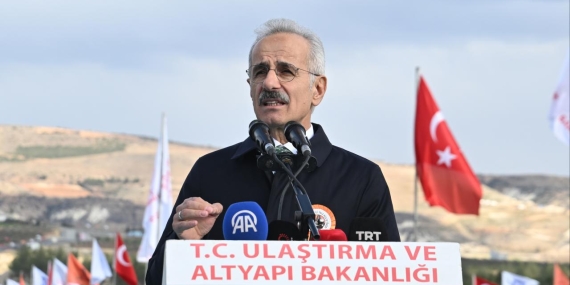 Bakan Uraloğlu: Bayramda Ulaşımı Ücretsiz ve Kolay Hale Getiriyoruz