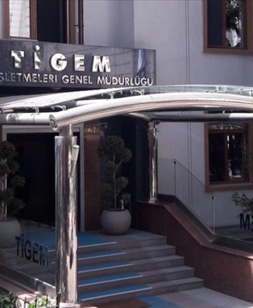 TIGEM-5-ton-fistik-cami-kozalagini-ihale-ile-satisa-sunuyor-featured