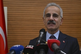 Uraloglu-Hurmuz8217deki-15-Turk-Gemisiyle-Iletisim-Suruyor-featured