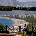 Antalya8217da-Yabanci-Turist-Sayisi-1-Milyon-250-Bin-Sinirini-Asti-featured