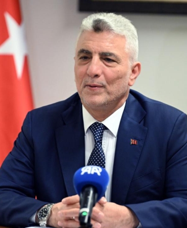 Ticaret-Bakani-Omer-Bolat-Kosova8217ya-Kritik-Bir-Ziyaret-Gerceklestirecek-featured