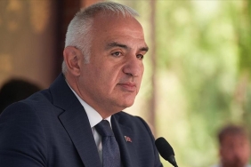 Bakan-Ersoy-9-Gunluk-Kurban-Bayrami-Tatili-Turizme-Guc-Katar-featured